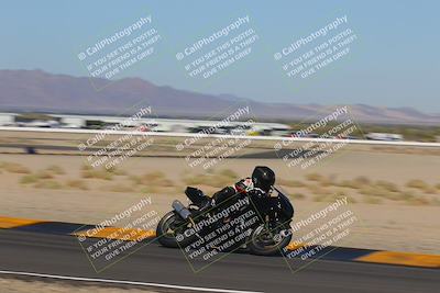 media/Nov-06-2022-SoCal Trackdays (Sun) [[208d2ccc26]]/Turn 11 Side (945am)/